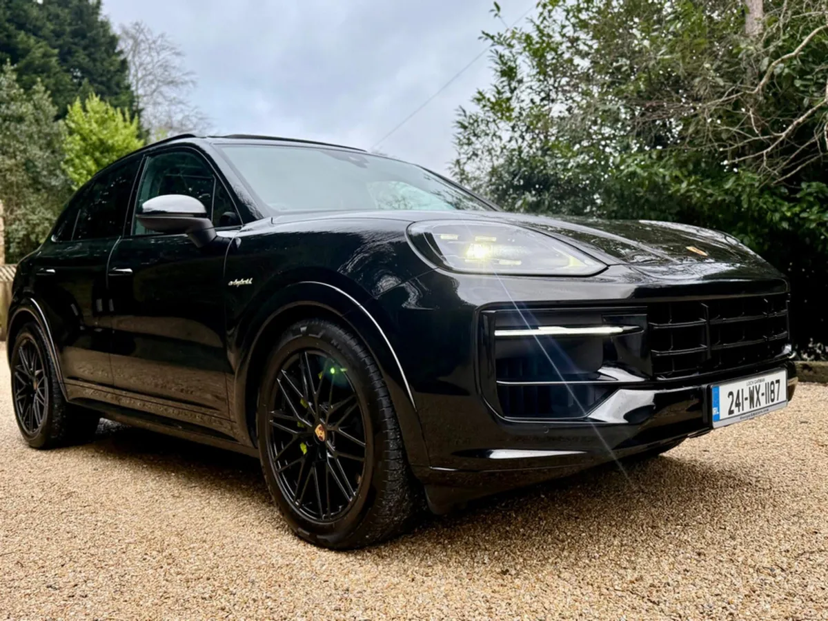 Porsche Cayenne E-HYBRID - Image 1