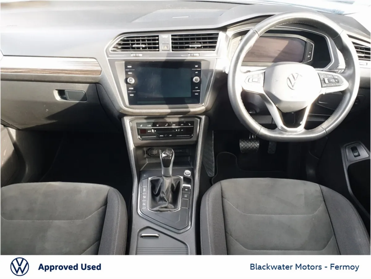 Volkswagen Tiguan 2.0TDI 150BHP ELEGANCE A7 - Image 3