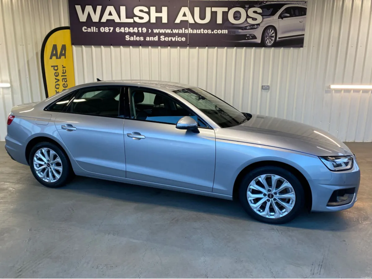 Audi A4 TECHNIK 35 TDI MHEV S- - Image 3