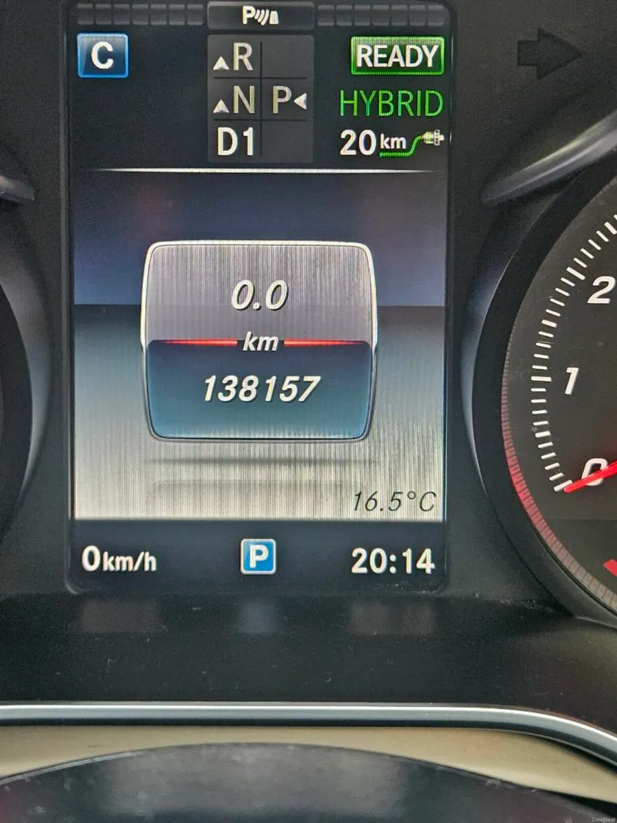 Mercedes C350e Premium Sport Spec - Image 6