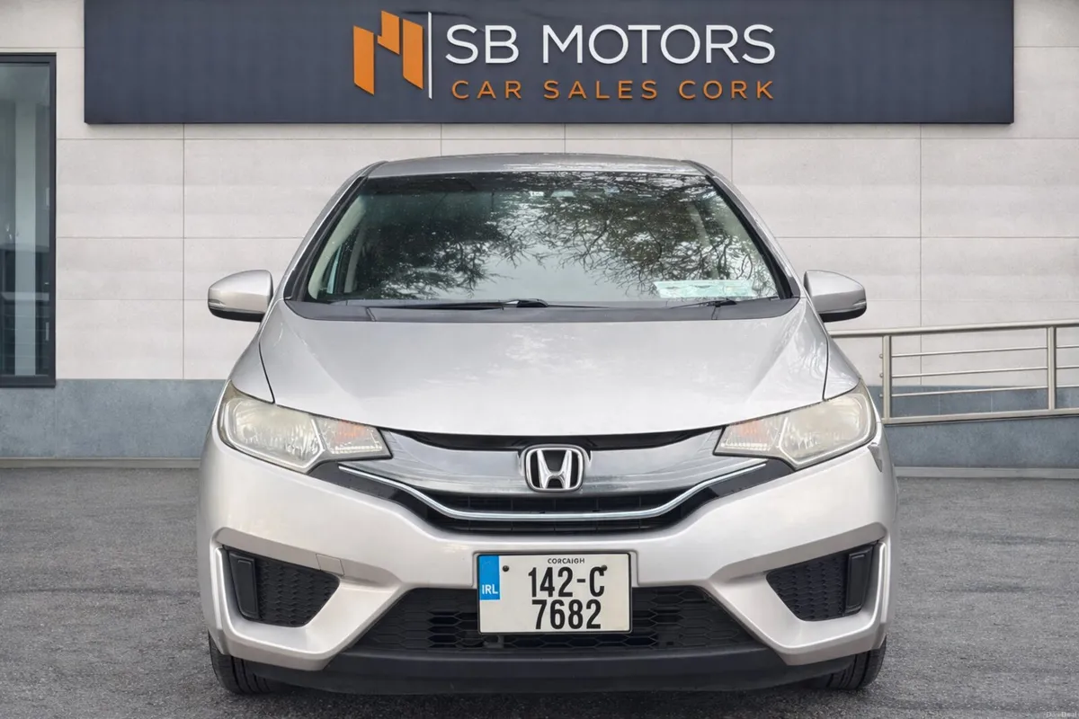 2014 HONDA FIT 1.5 AUTOMATIC HYBRID - Image 2