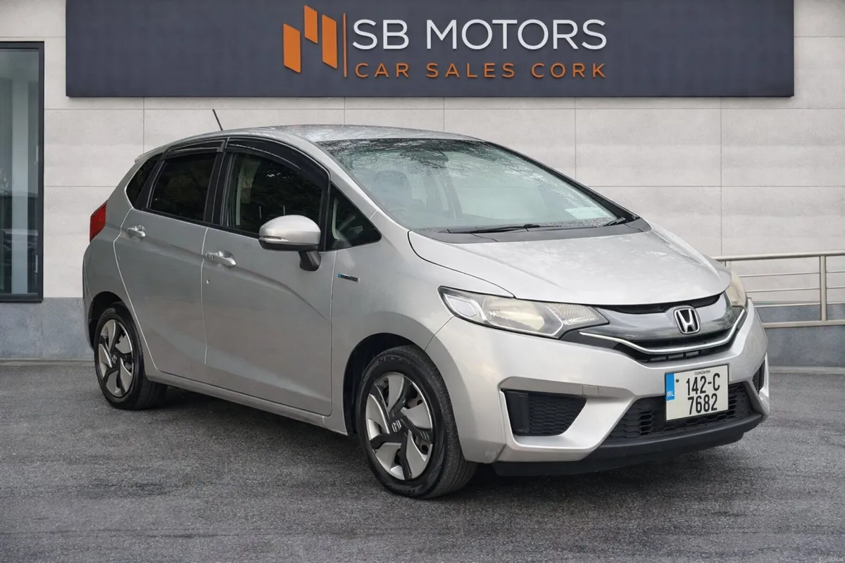 2014 HONDA FIT 1.5 AUTOMATIC HYBRID - Image 1