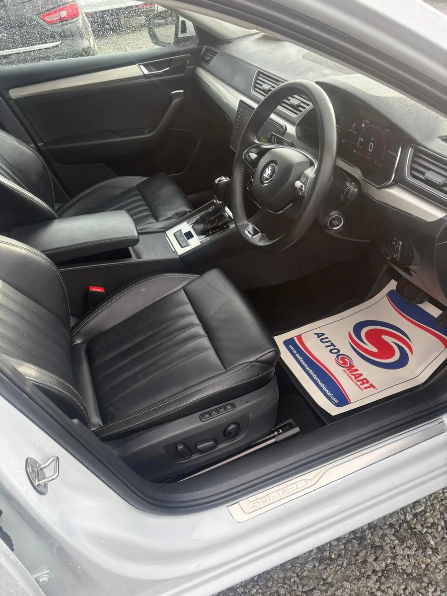 Skoda Superb 2023 - Image 6