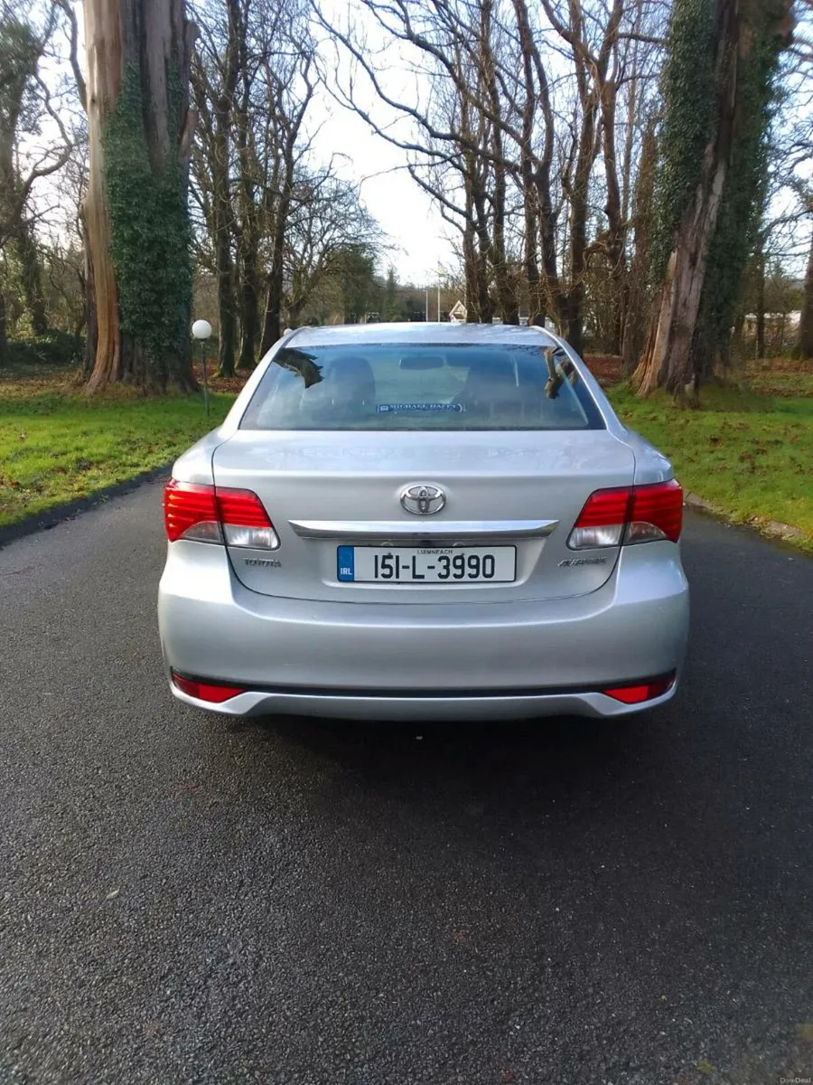 2015 toyota avensis - Image 4