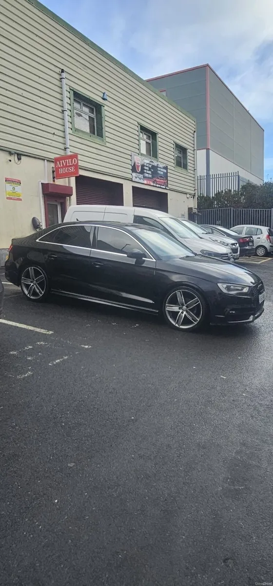 Audi A3 2016 - Image 2