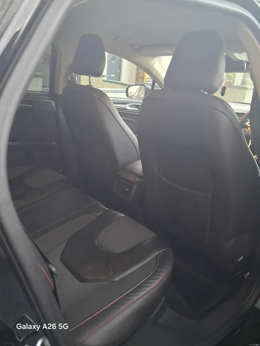 Ford Mondeo 2017 ST-LINE - Image 4