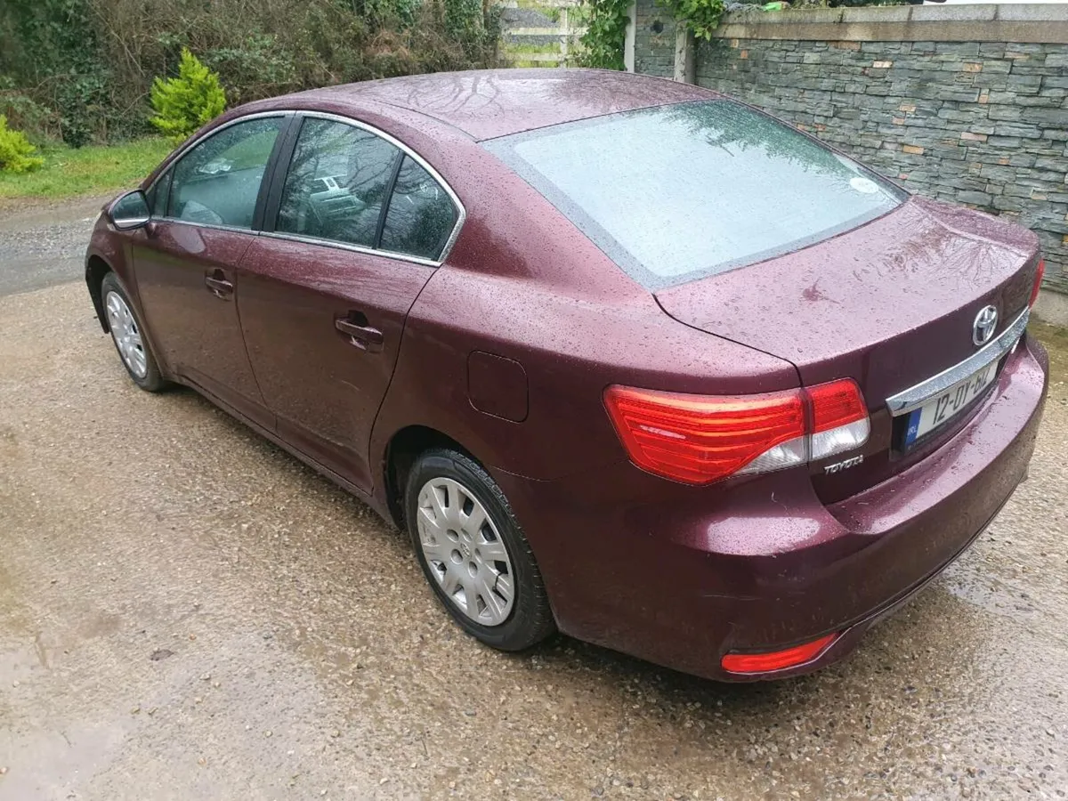 Toyota avensis - Image 4