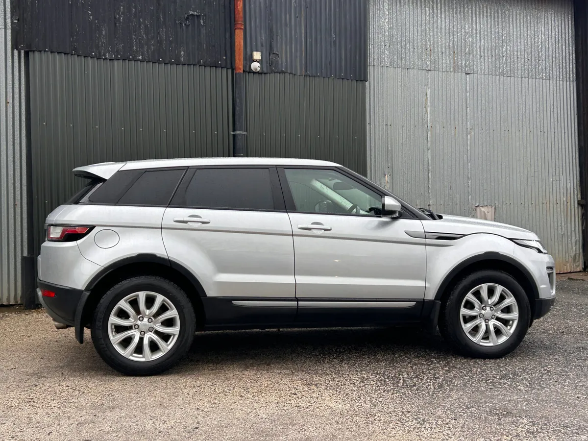 Land Rover Range Rover Evoque 2015 - Image 3