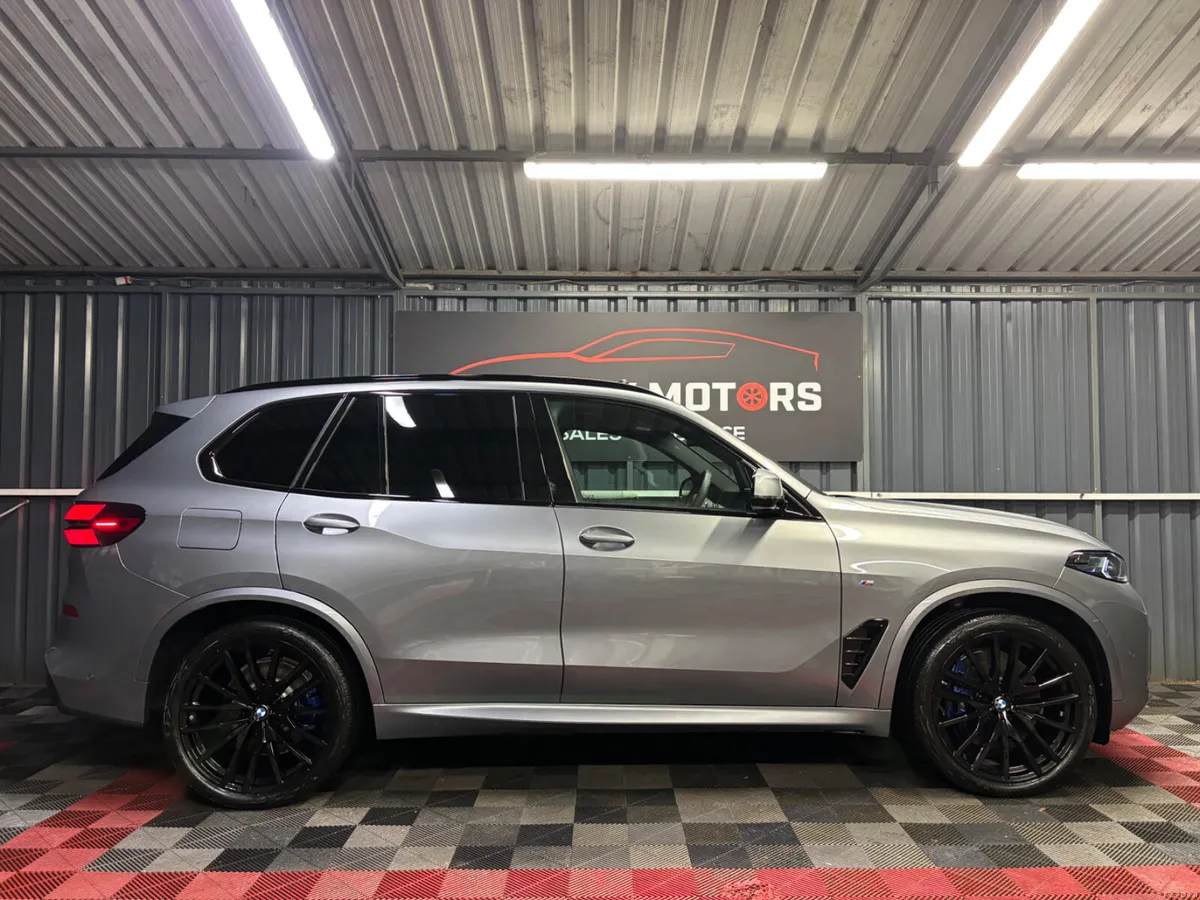 2026 BMW X5 50e M-Sport Plus Auto Pan-Roof - Image 4