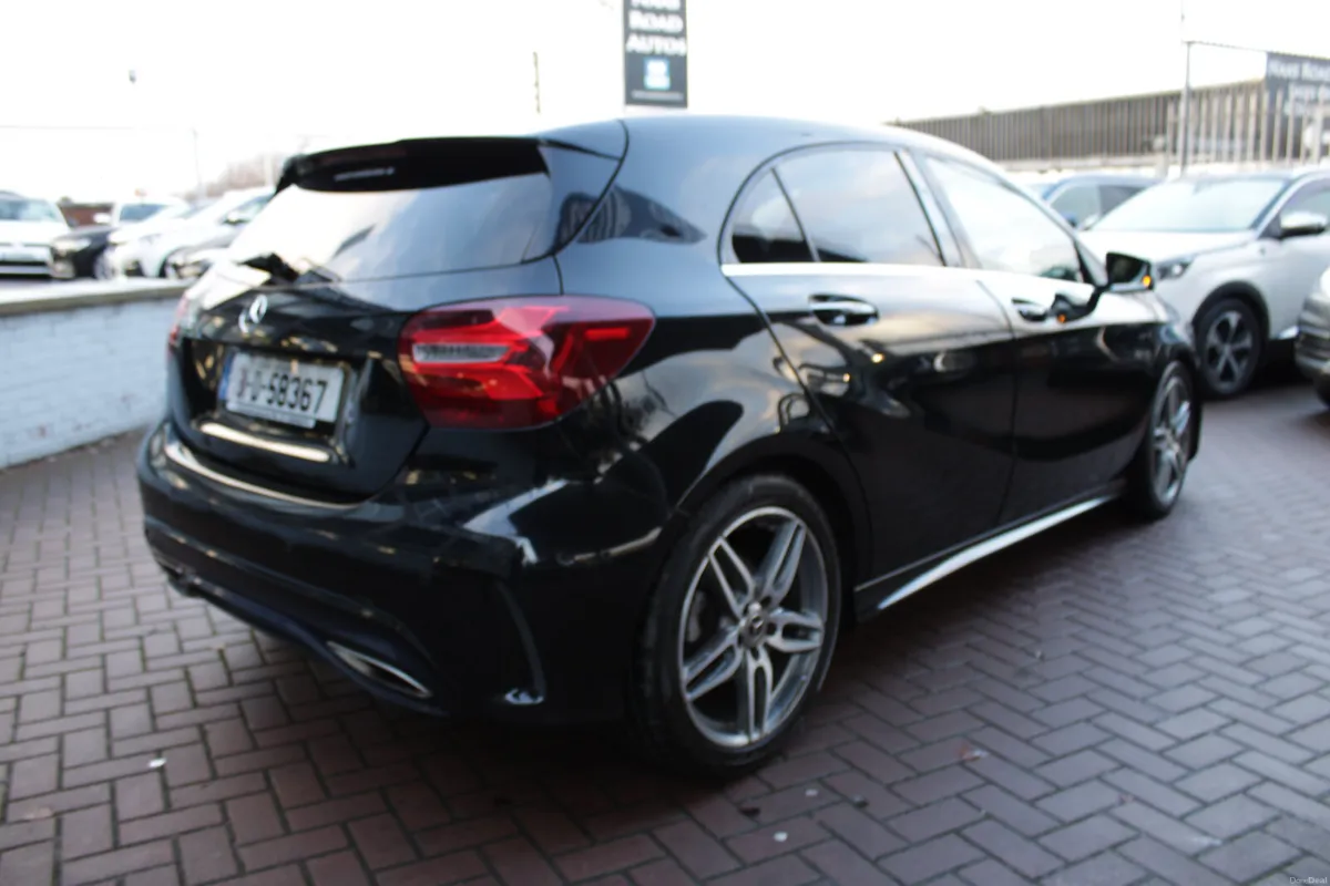 1.6 AMG-LINE 5DR HATCHBACK AUTOMATIC - Image 4