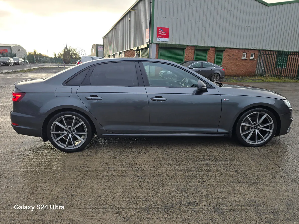 Audi A4  S line  Black Edition Quattro - Image 6
