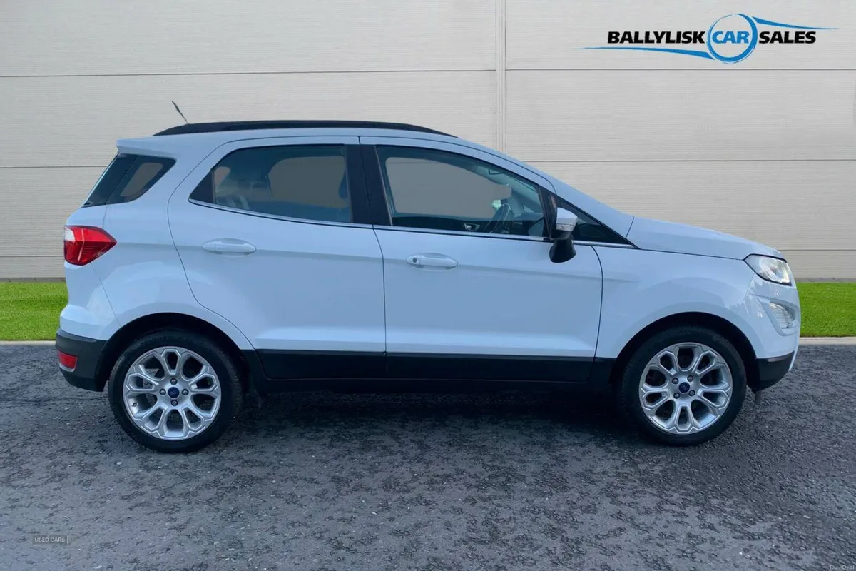 Ford EcoSport 1.0T 125PS Titanium in White with 22 - Image 3