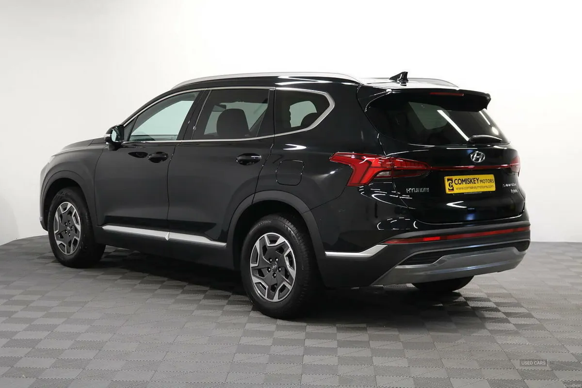 Hyundai Santa Fe h T-GDi Premium - Image 4