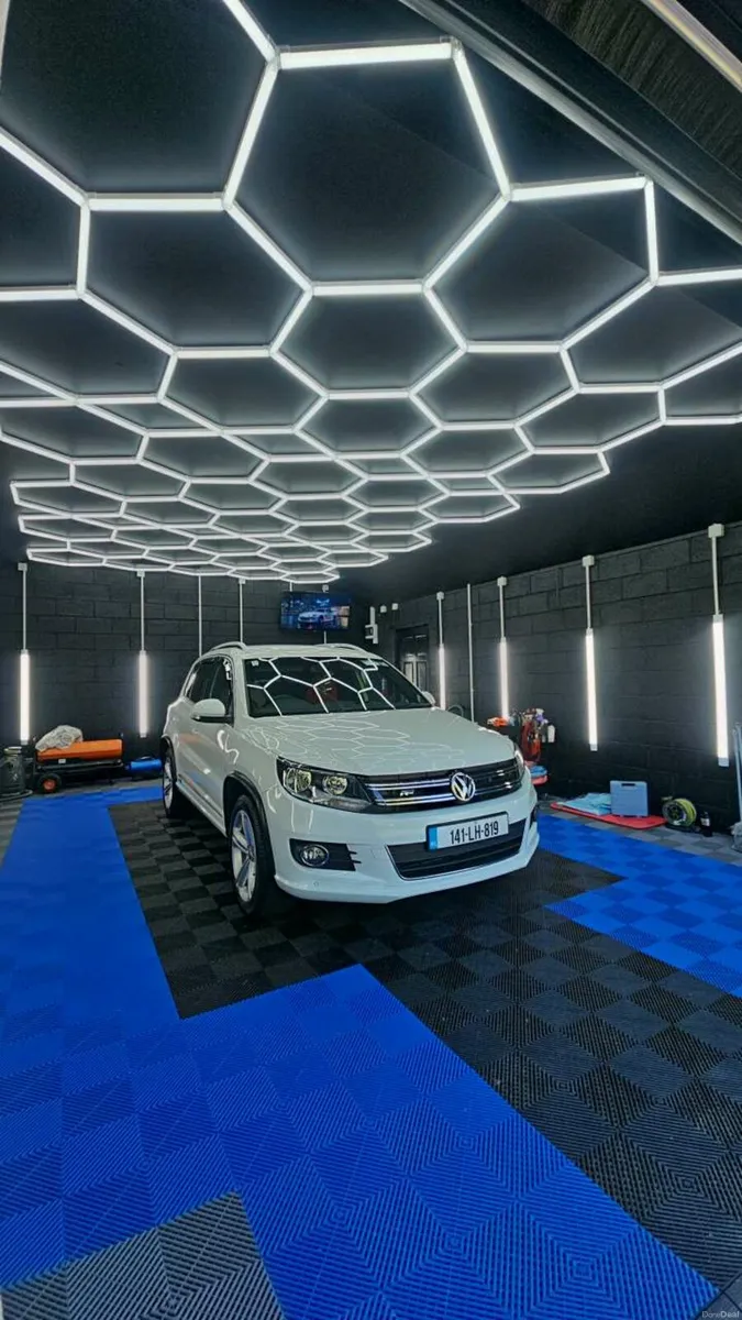 Volkswagen tiguan r-line - Image 3