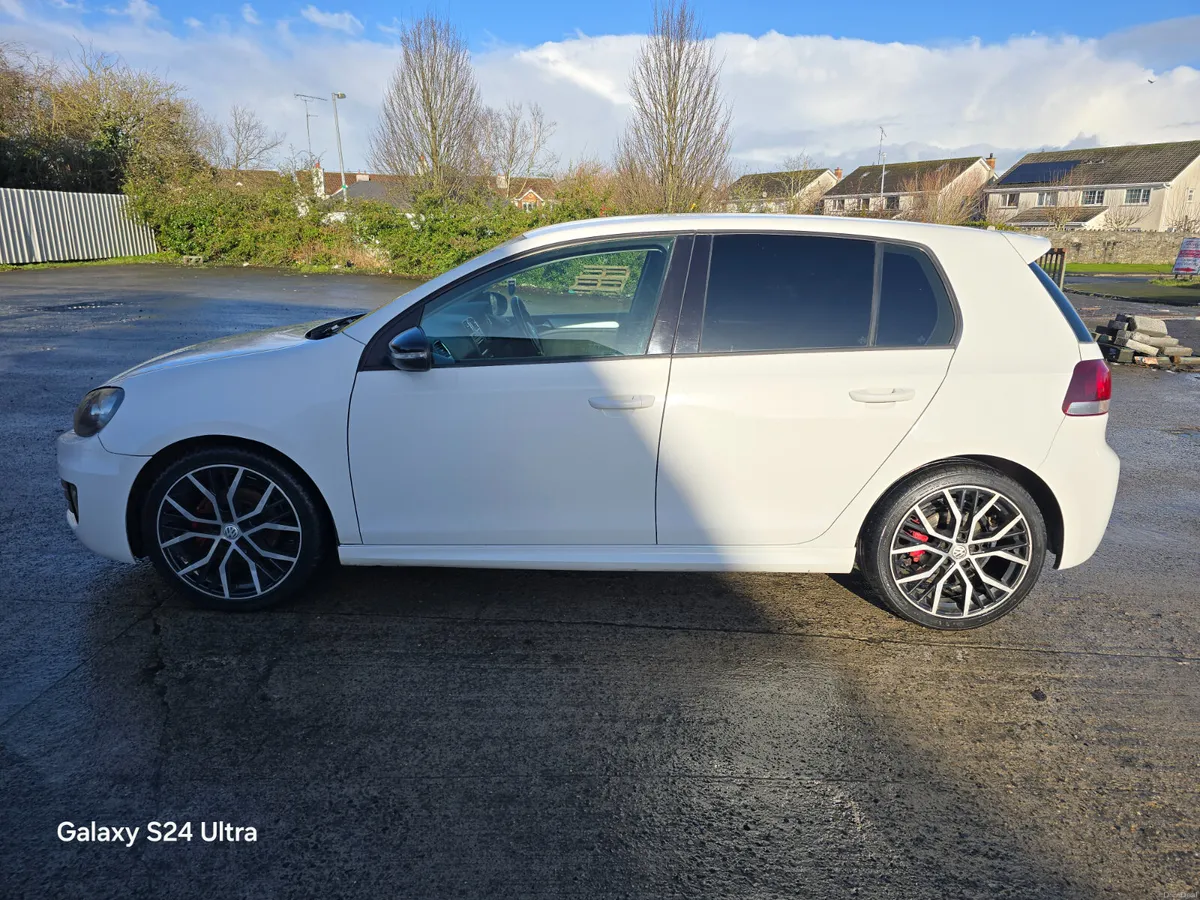 Volkswagen Golf 1.6 tdi  2011 - Image 4