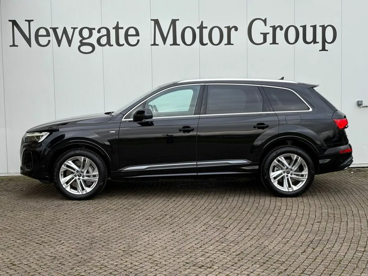 Audi Q7 TFSI 55E QUATTRO S LINE - Best Value in Ir - Image 2