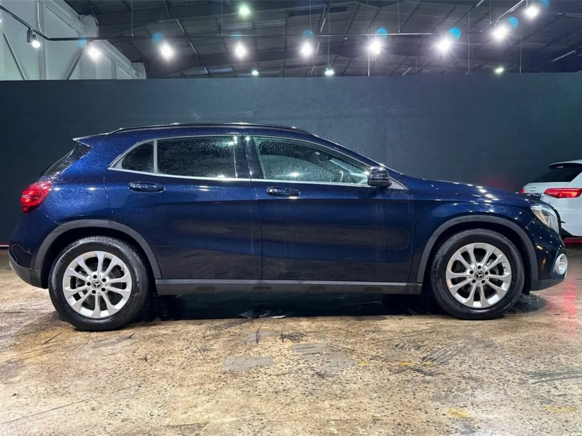 Mercedes-Benz GLA 1.6 AUTOMATIC - REVERSE CAMERA - - Image 3