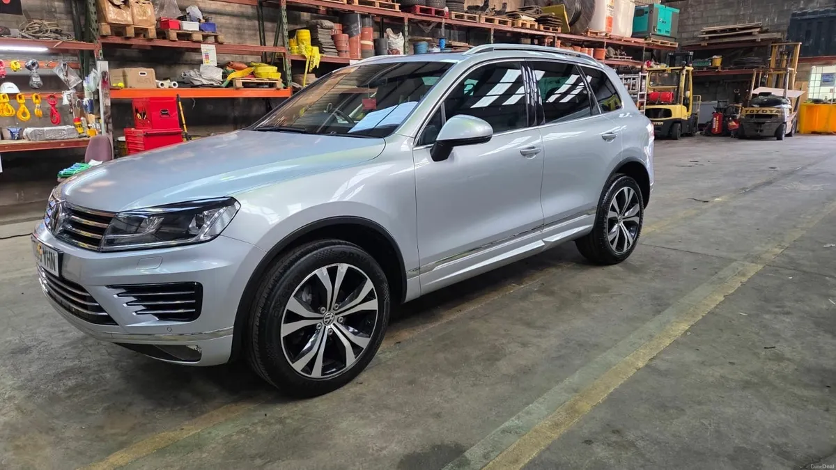 Volkswagen Touareg 2016 - Image 1