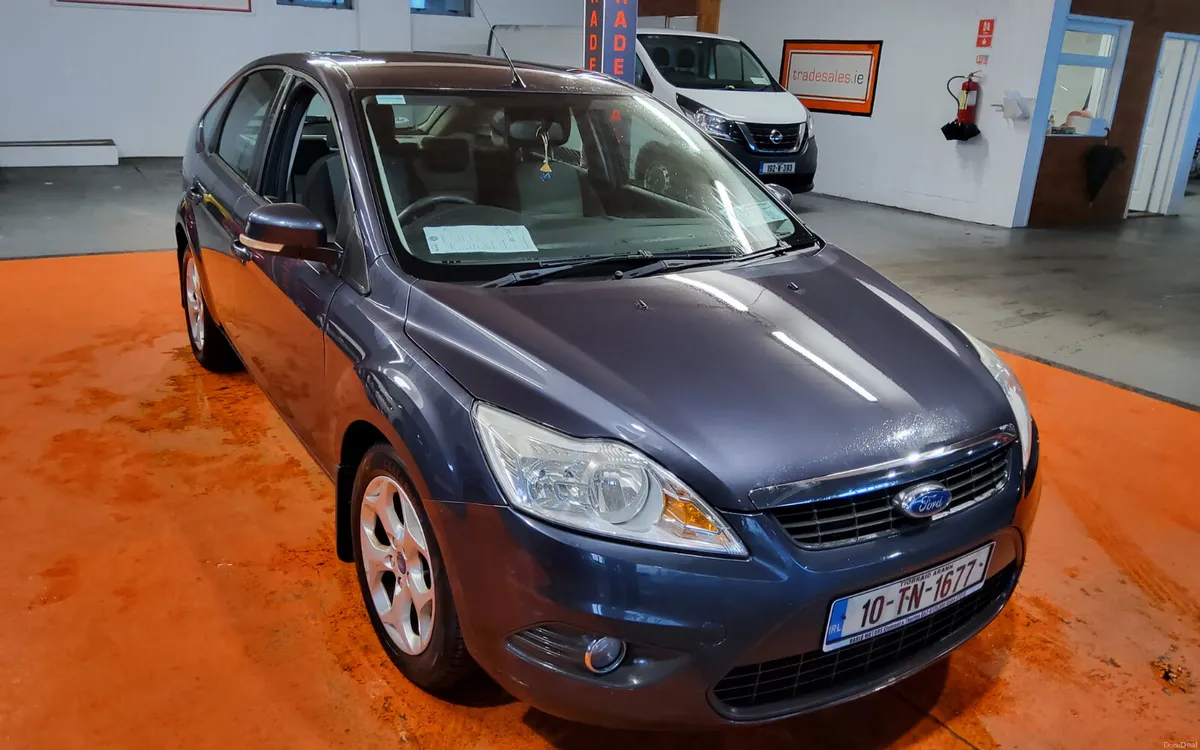 Ford Focus 2010 - Image 1