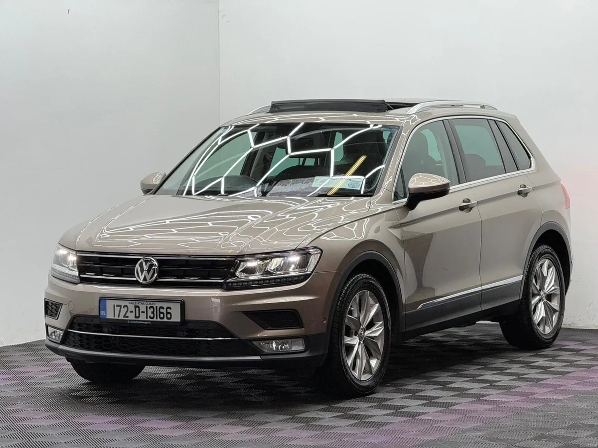2017 Volkswagen Tiguan 2.0TDI Highline, Low Kms - Image 3