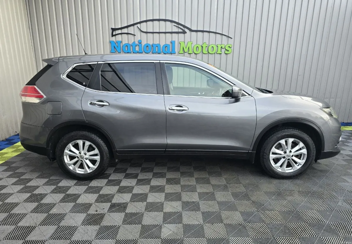 2016 Nissan X-Trail 1.6d SV 7 SEATS - Image 3