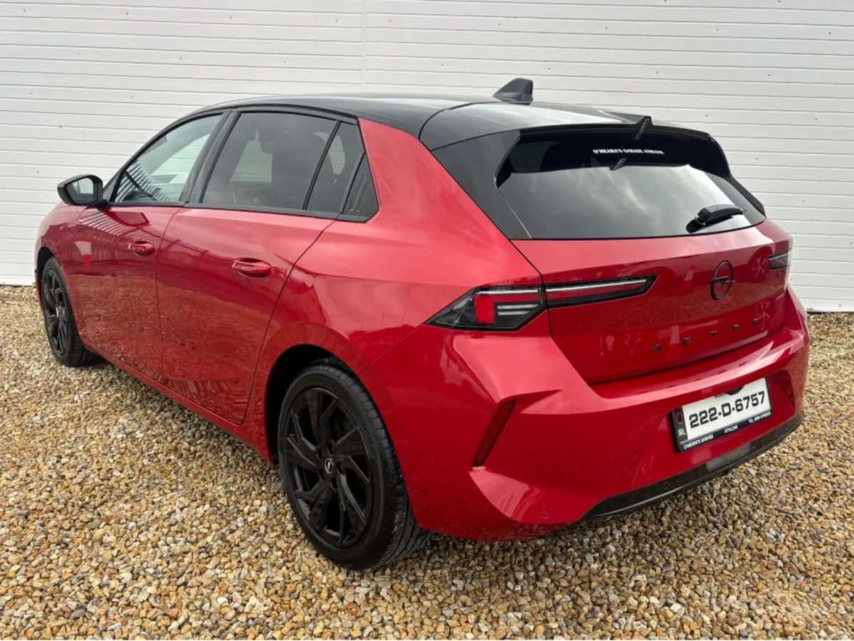 Opel Astra SRI-1.2 130PS - AUTOMATIC - Image 2