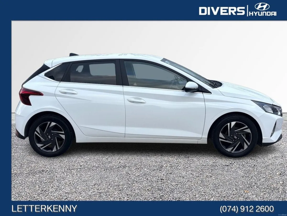 Hyundai i20 Deluxe Plus - Image 3