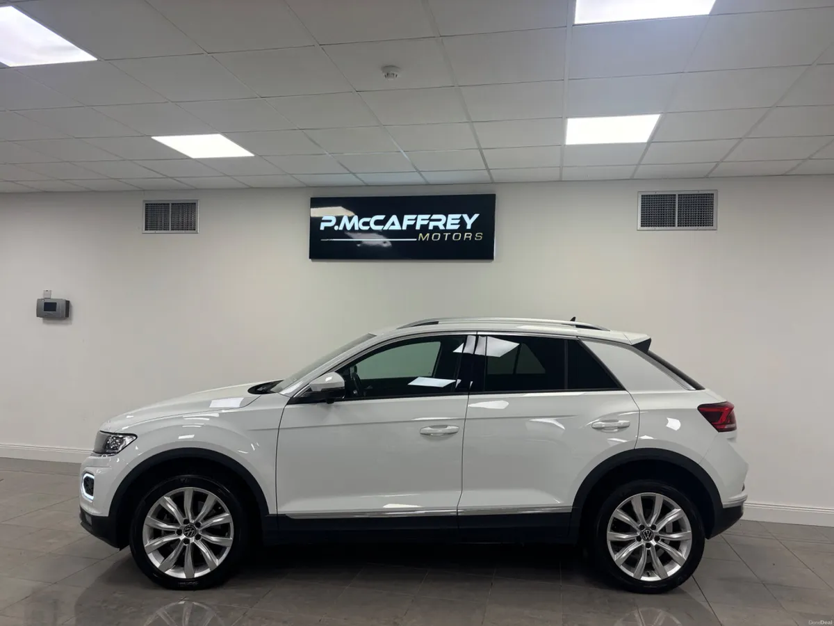 2021 VOLKSWAGEN T-ROC 2.0 TDI SPORT 150 BHP AUTO - Image 2