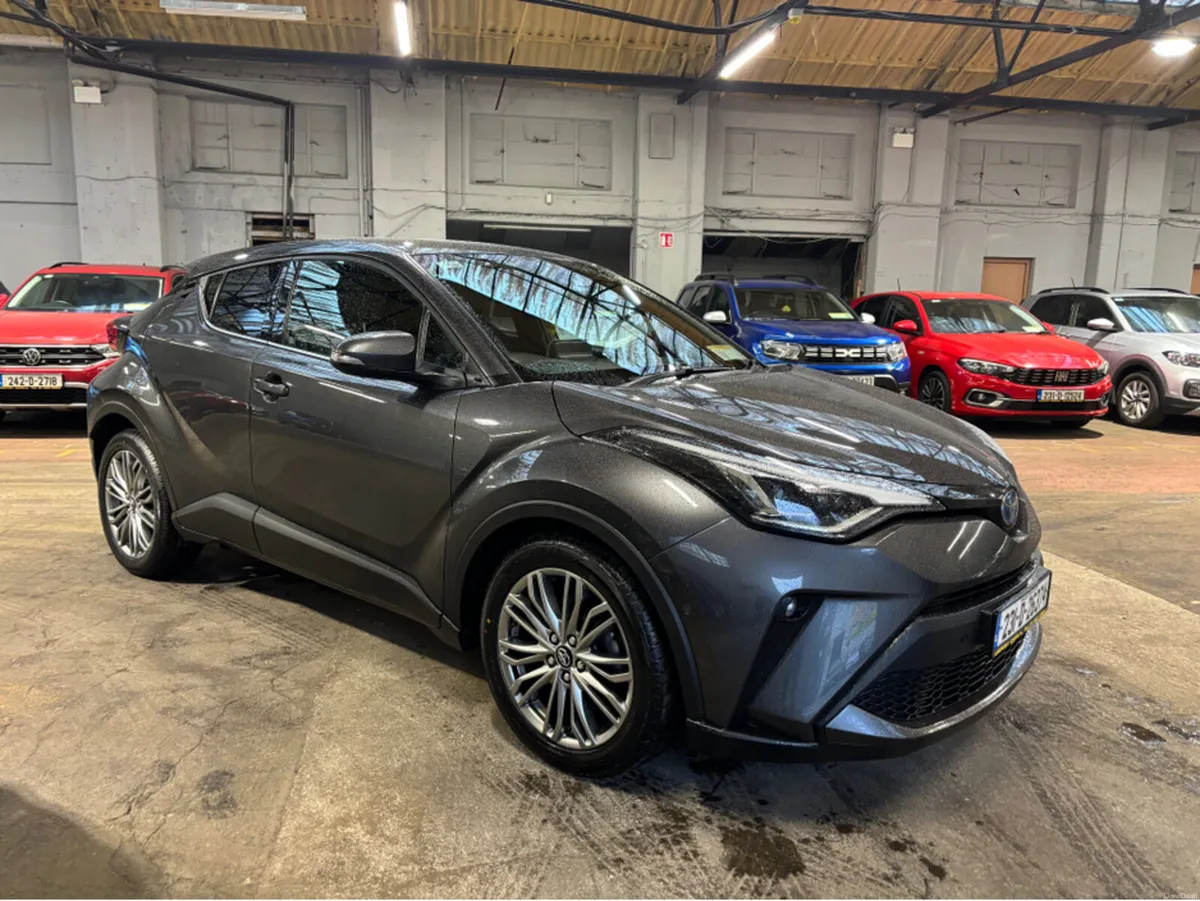 Toyota C-HR HYBRID SOL 4DR AUTO - Image 1