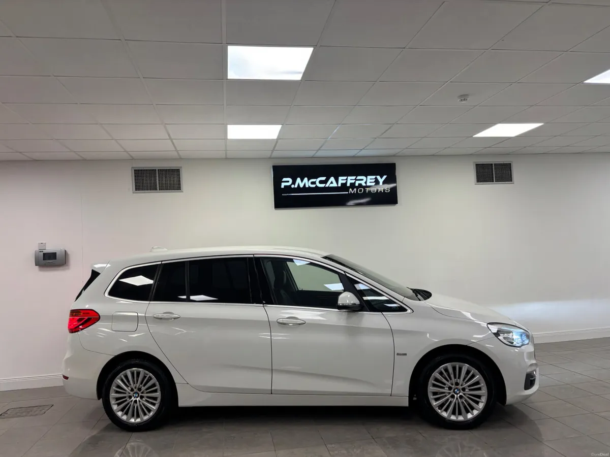 2017 BMW 2 Series 218D Gran Tourer 7 Seater Luxury - Image 5