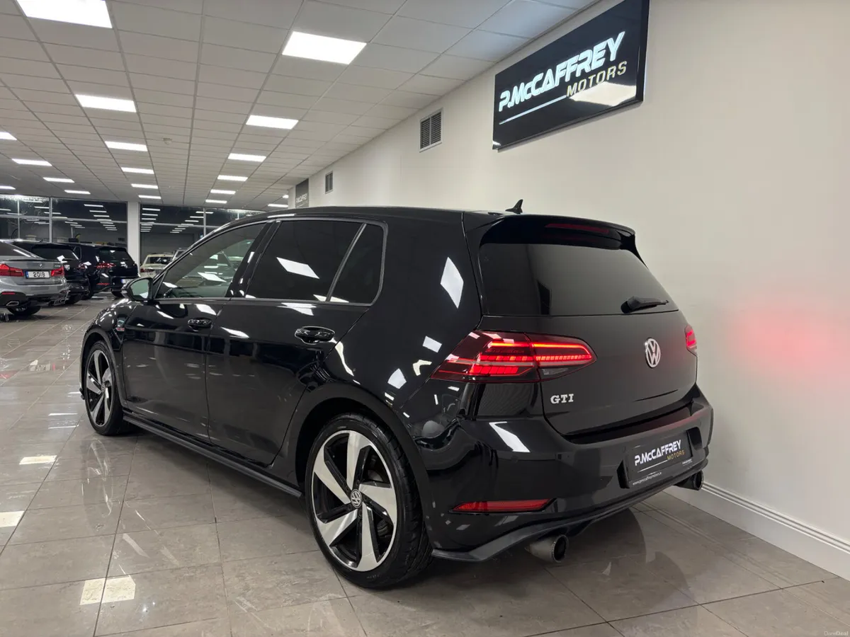 2018 Volkswagen Golf MK 7.5 GTI 2.0 TSI AUTO - Image 3