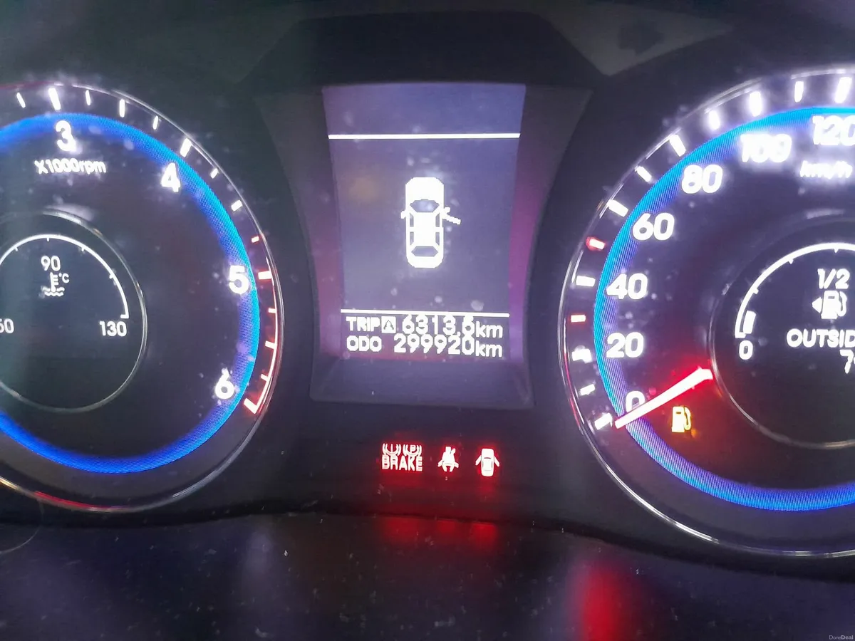 2014 Hyundai i40  lnct 01/26 tax 04/26\ €2500 - Image 4