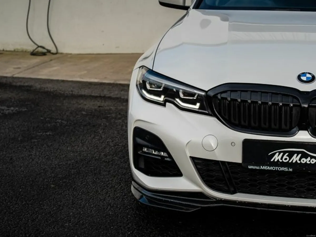 BMW 3-Series 320D M SPORT - Image 3