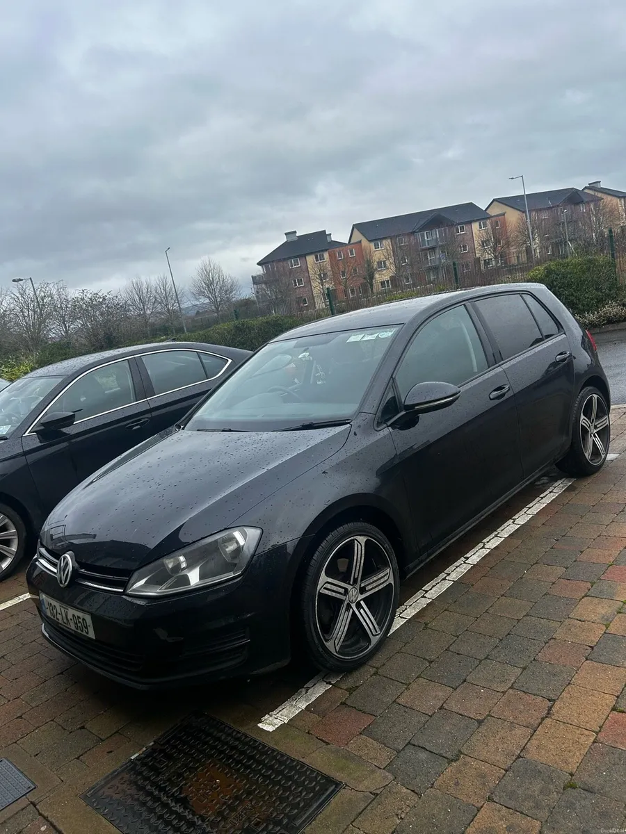 Black Golf 1.6 TDI - Image 1