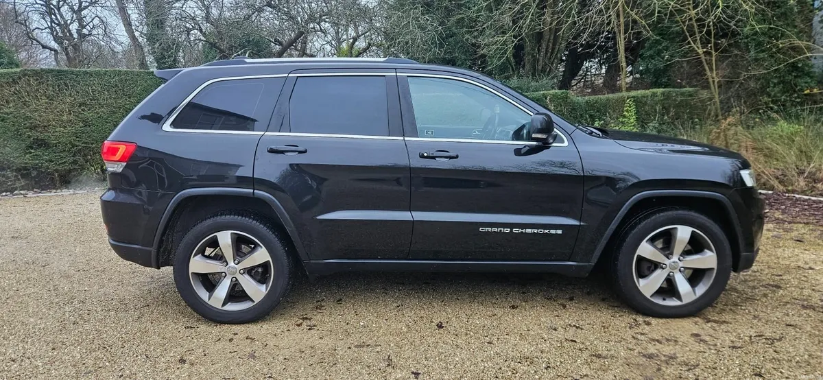 Jeep Grand Cherokee 2015 - Image 1