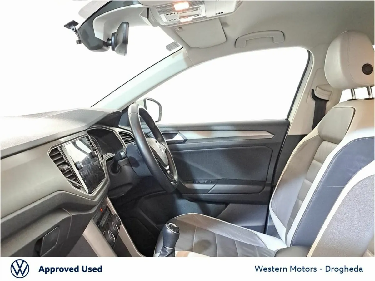 Volkswagen T-Roc 1.0 TSI 110bhp Design *LEATHER IN - Image 4