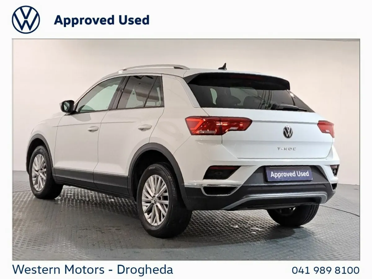 Volkswagen T-Roc 1.0 TSI 110bhp Design *LEATHER IN - Image 3