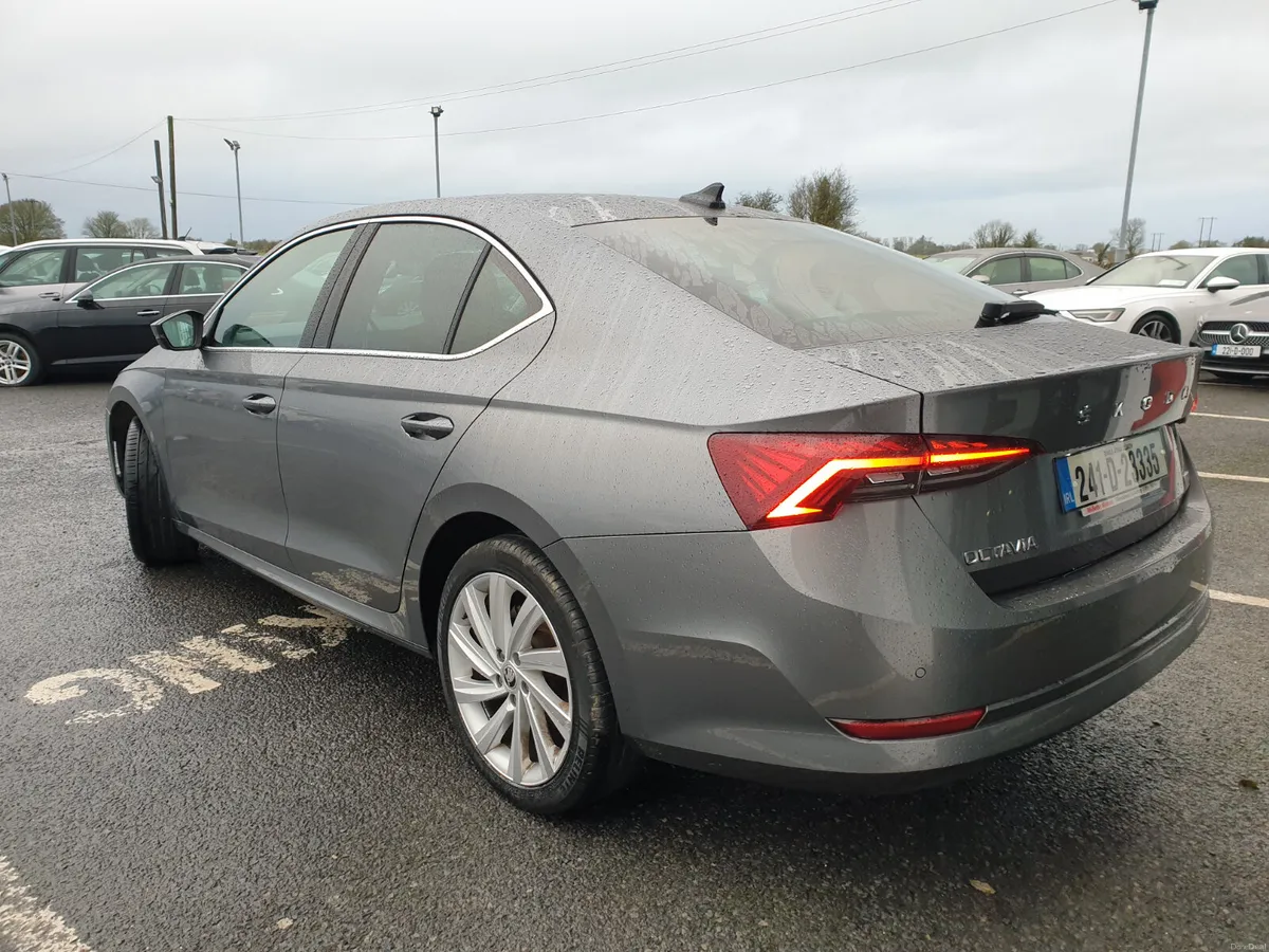 Skoda Octavia 1.0TSI STYLE AUTO 110BHP - Image 4