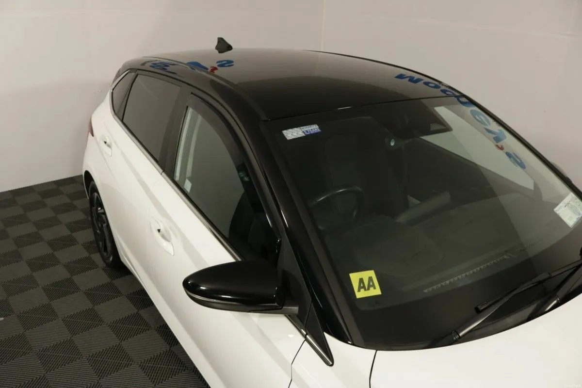 Hyundai i20 AUTOMATIC LAUNCH ADDITION 1.0 L PETROL - Image 4