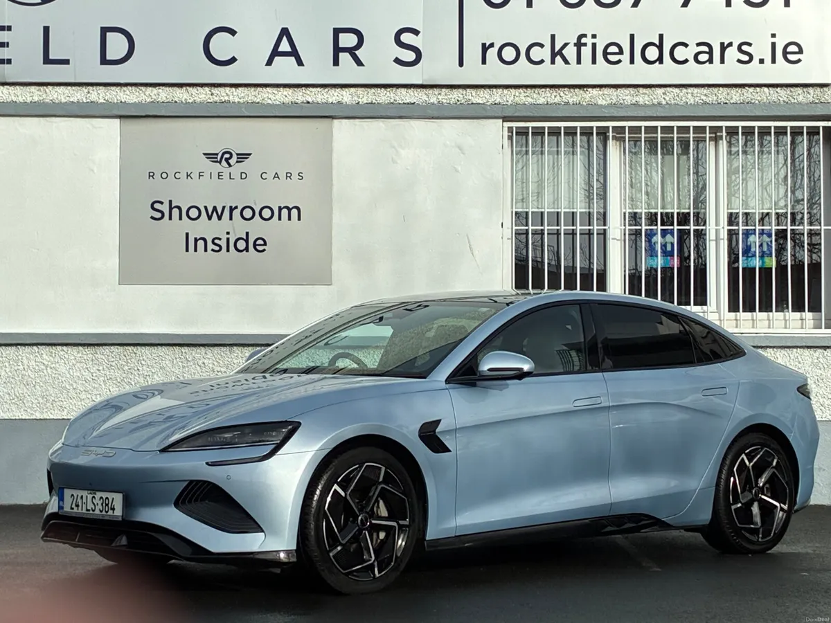 EXCELLENCE-4WD-82.5KW-PAN ROOF-530BHP-120TAX - Image 1