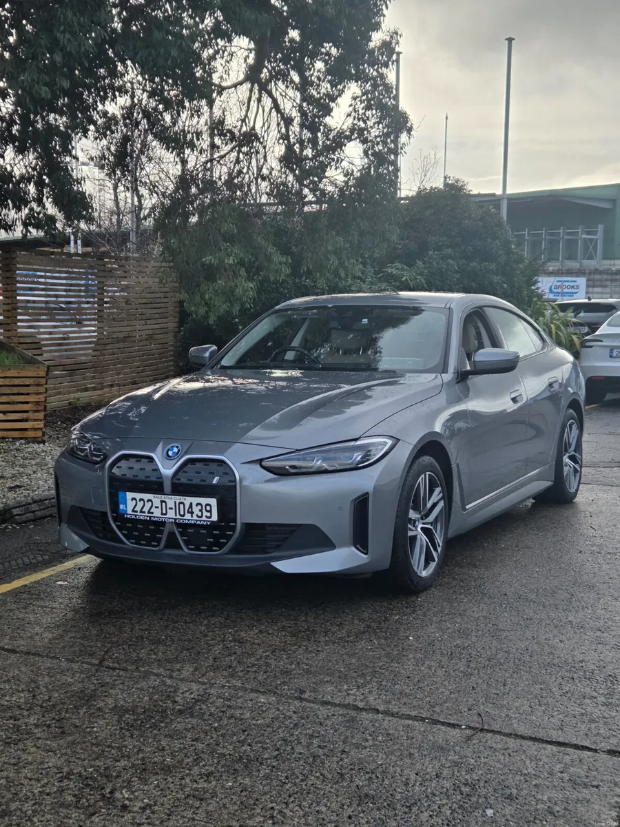BMW i4 2022 - Image 4