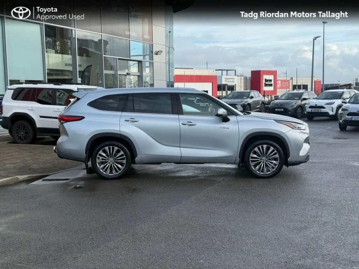 Toyota Highlander HIGHLAND SOL **7 SEATER AUTOMATI - Image 3