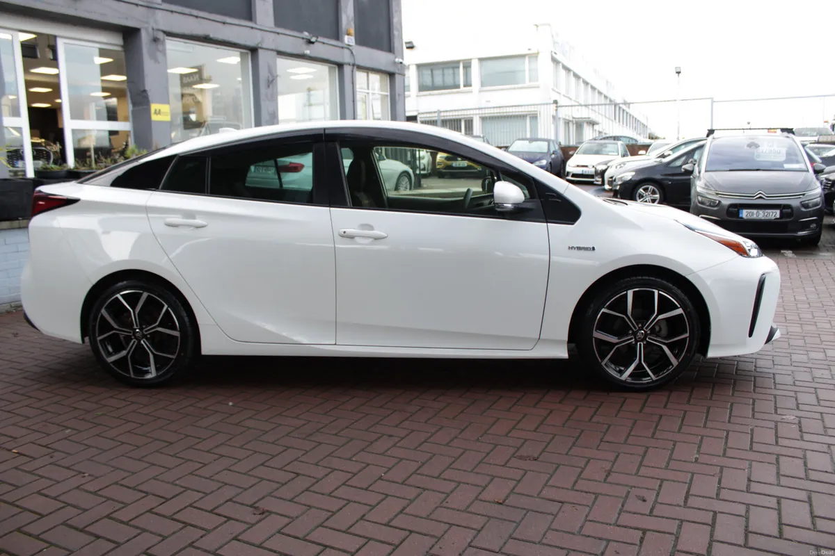 2020 TOYOTA PRIUS - Image 3