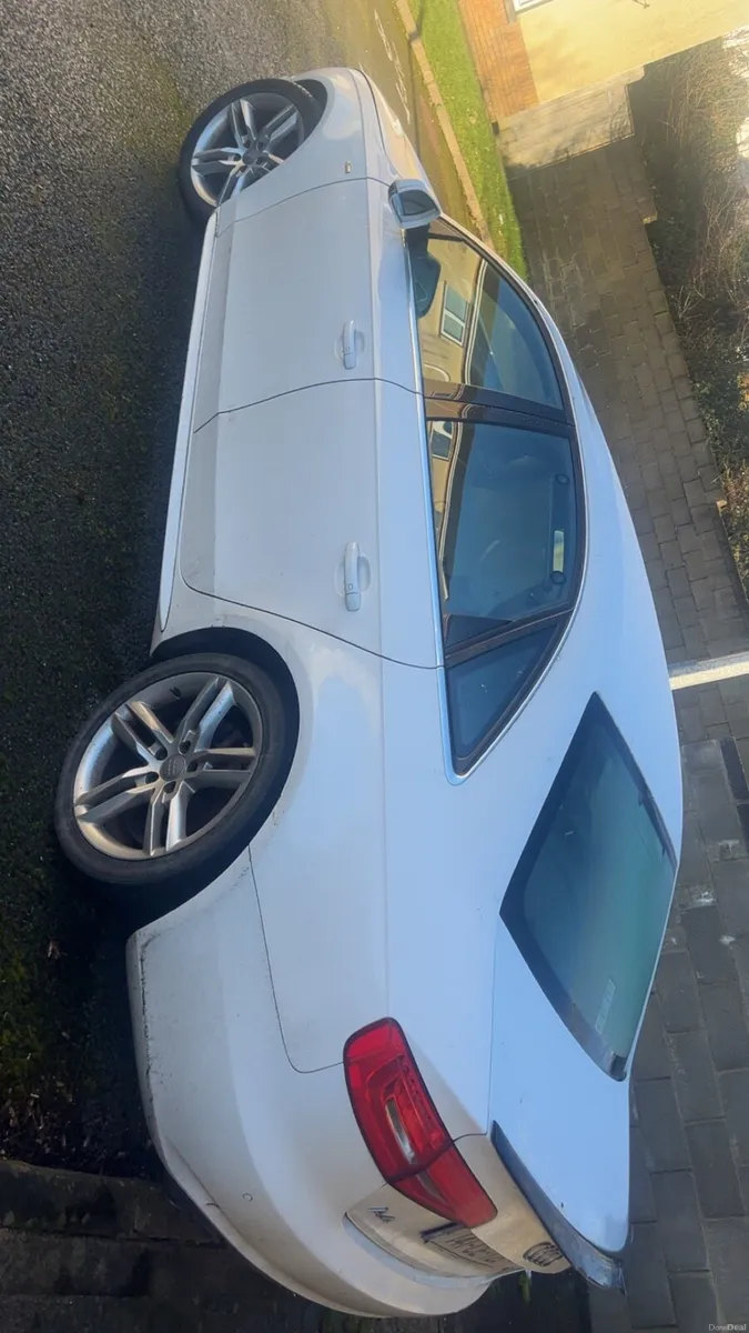 Audi a4 sline 2014 - Image 4