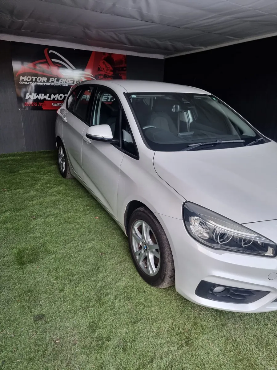 2017 BMW 2-Series Automatic - Image 2