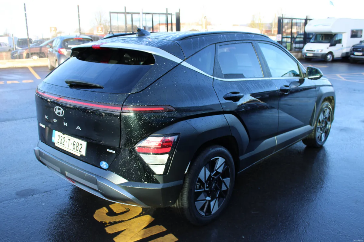 Hyundai KONA 2023 - Image 5