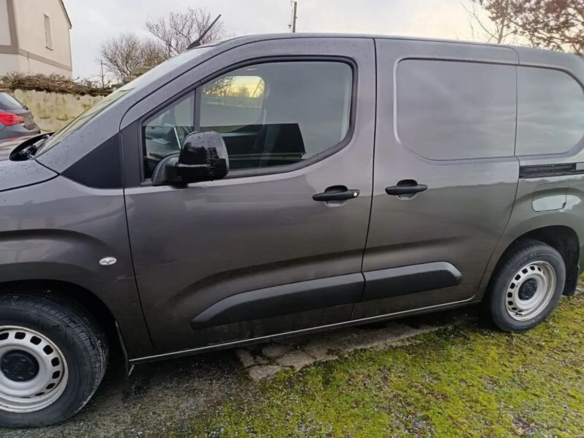 2022 Toyota Proace City 1.5 Diesel - Image 3