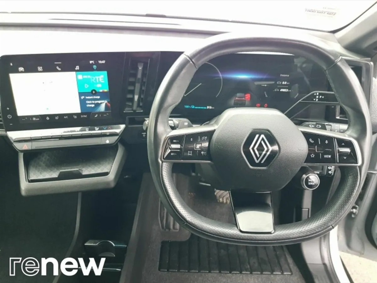 Renault Megane E-Tech TECHNO 60KW - Image 2