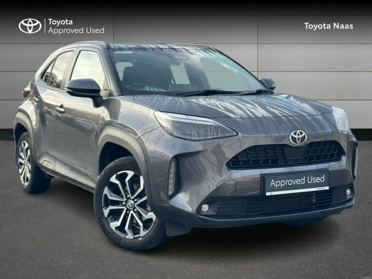 Toyota Yaris Cross CROSS LUNA SPORT - Image 1