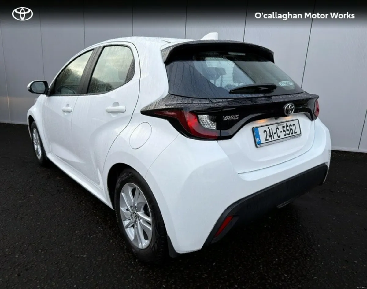 Toyota Yaris 1.5 LUNA 4DR - Image 3